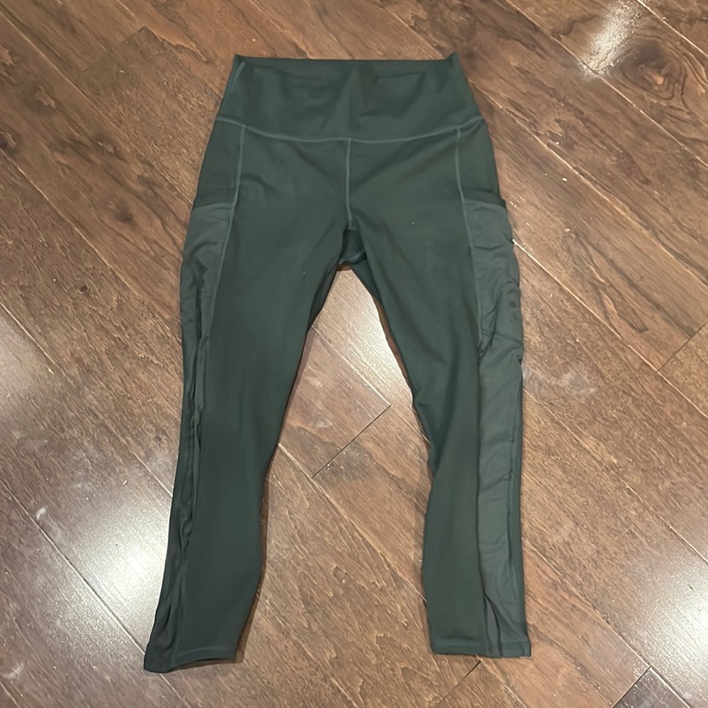Fabletics Powerhold Cropped Leggings